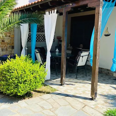 Helen's Beach House * סקאלה פוטאמיאס