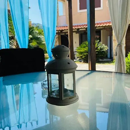 Helen's Beach House * סקאלה פוטאמיאס